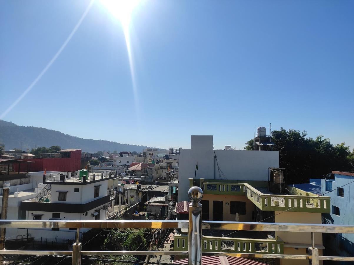 Anandam Home Stay Rishīkesh Exteriör bild
